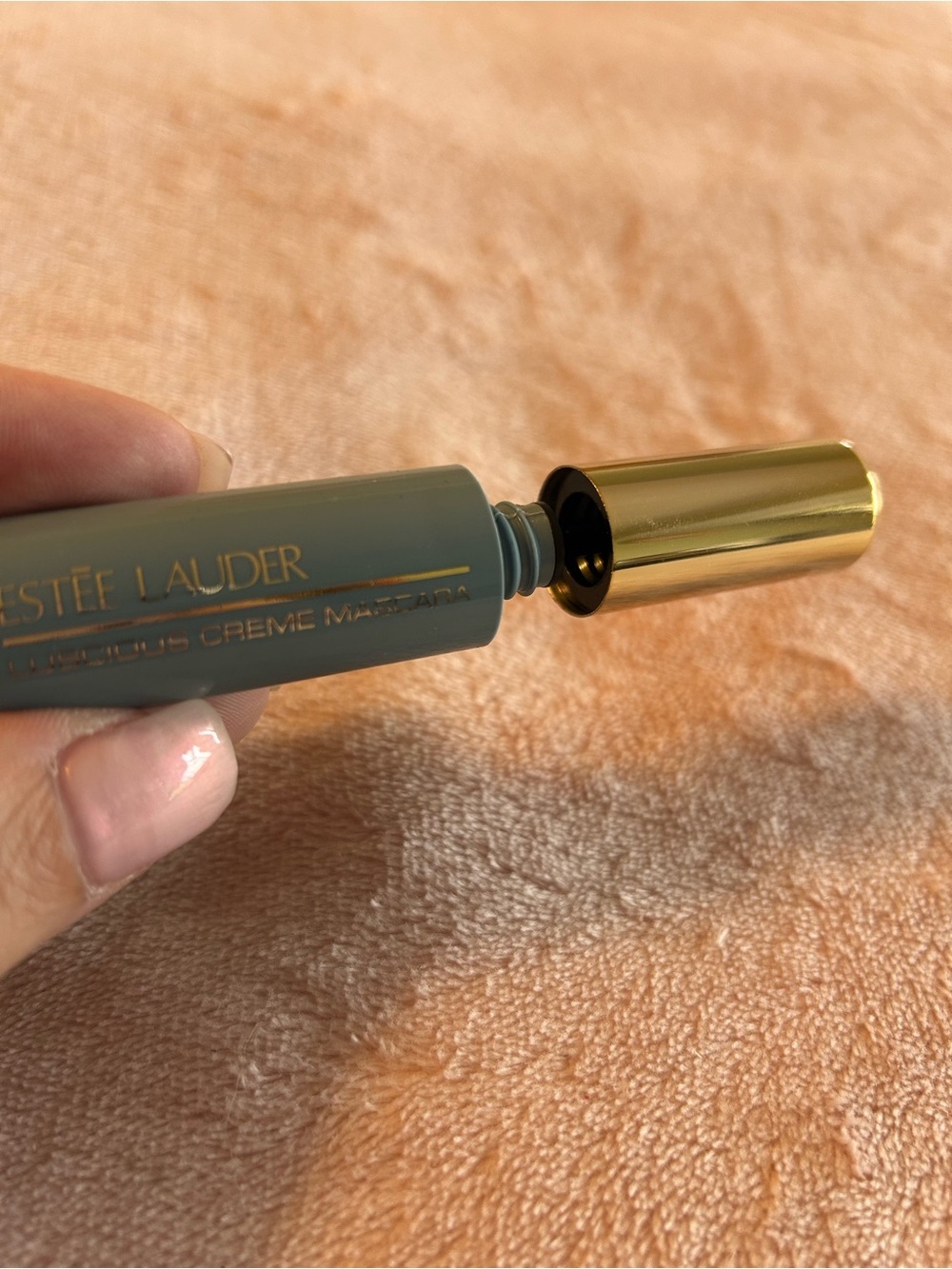Estée Lauder discontinued Luscious Crème Mascara lustrous black travel rare - Picture 2 of 3
